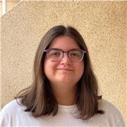 Persona con capacidad de adaptación y paciencia a la hora de impartir clases. Me adapto a estudiantes de ESO y Primaria.